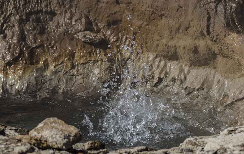 Islandia 074 - Geysir - geysir Litle Geysir.jpg